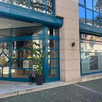 Ingresso del salone Petly Groom a Lugano